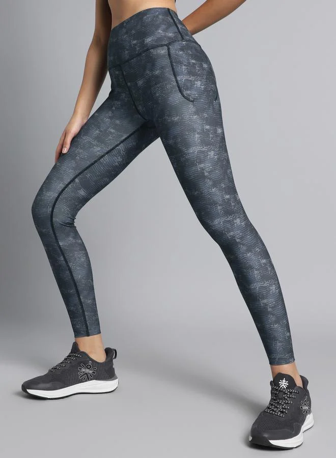 Cult Women Black Printed Train All Day Leggings